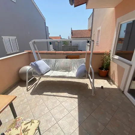 Apartment Ante