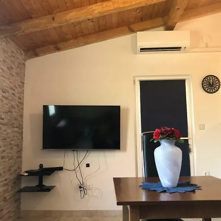 Apartment Ante