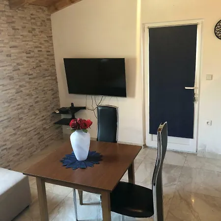 Ante Apartment